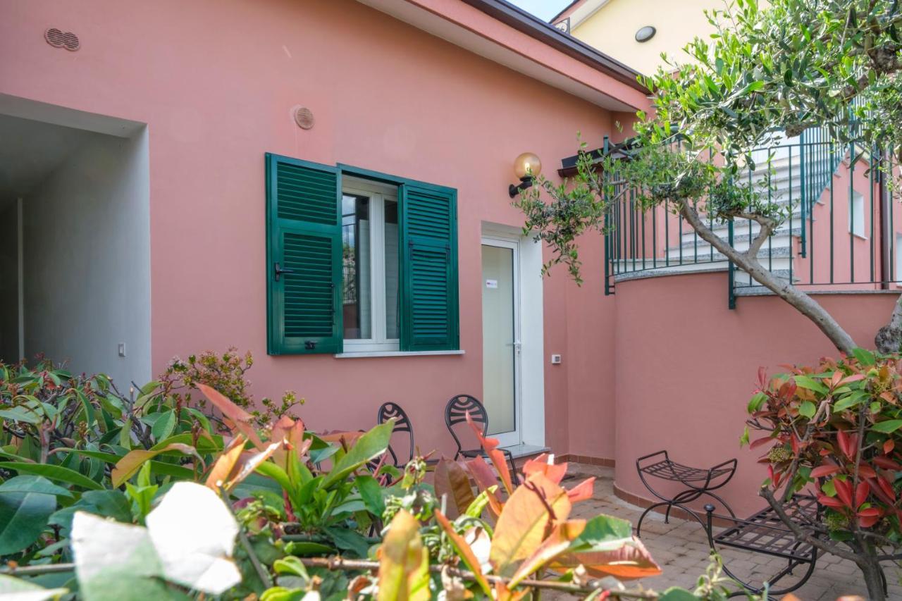 Villa Giada spEace Resort Imperia Exterior foto